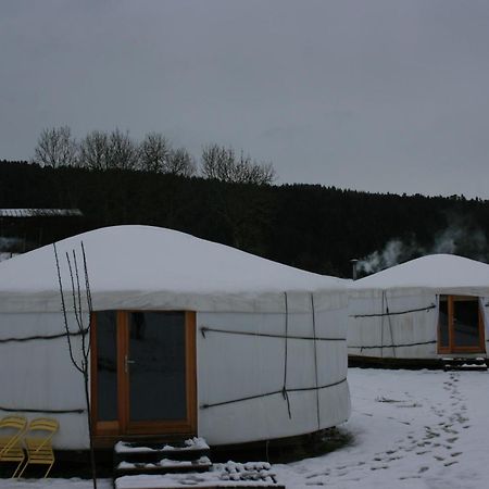 Yourtes En Terrasse Bonneval  ภายนอก รูปภาพ