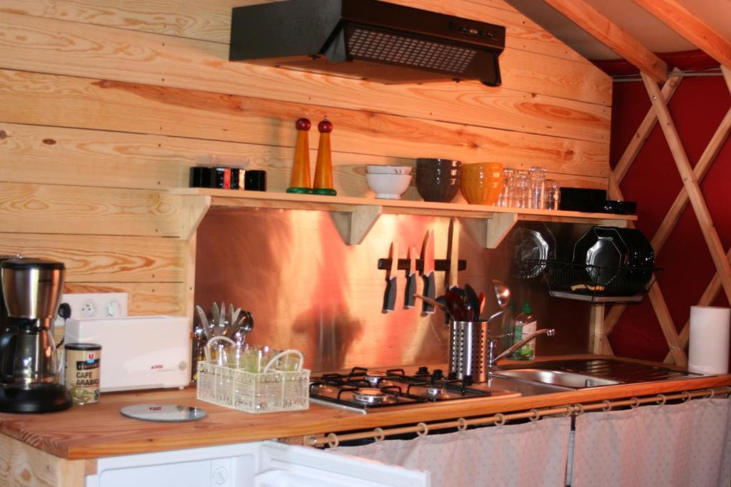 Yourtes En Terrasse Bonneval  ห้อง รูปภาพ